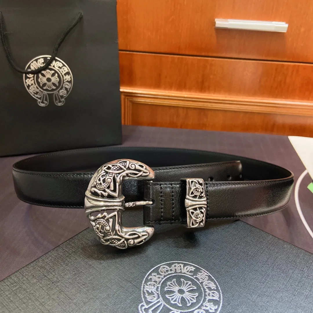 𝐂𝐡𝐫𝐨𝐦𝐞𝐇𝐞𝐚𝐫𝐭𝐬 Crow Heart Celtic Chinchilla Pin Buckle Belt [Fixed Style], the brass silver-plated buckle is paired with an imported wax leather belt, which is very cool. Width 3.0cmp520